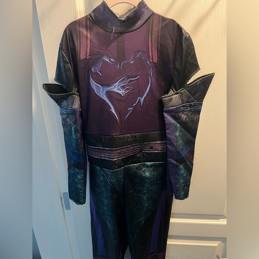 Mal from Disney descendants 3 costume